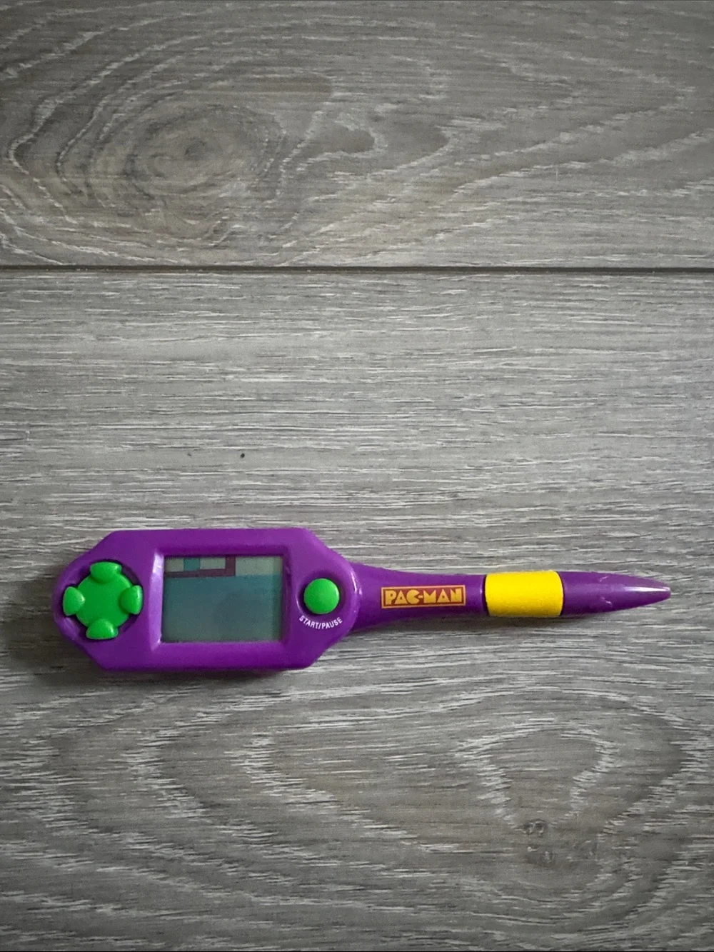 Vintage 2003 MGA Entertainment Pac-Man pen arcade electronic handheld game